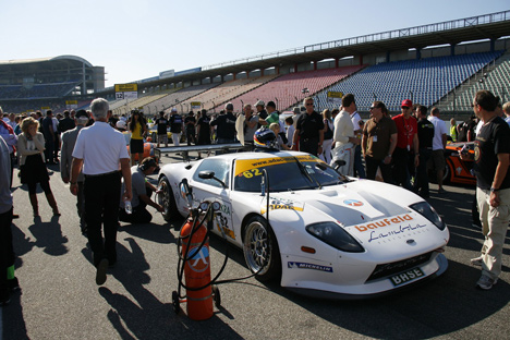 Nicki Thiim's debut i ADAC GT Masters, med en Ford GT 40 på Hockenheim.
(Foto: Christian Reinsch)